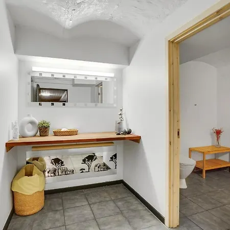Apartment Gorgeous In V With Wifi *